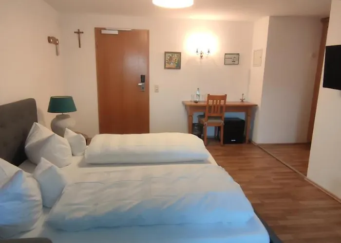 Schoiner See-hotel, Garni 3* 吉塔特埃姆吉姆