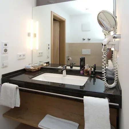 Schoiner See-hotel, Garni 3* Gstadt am Chiemsee